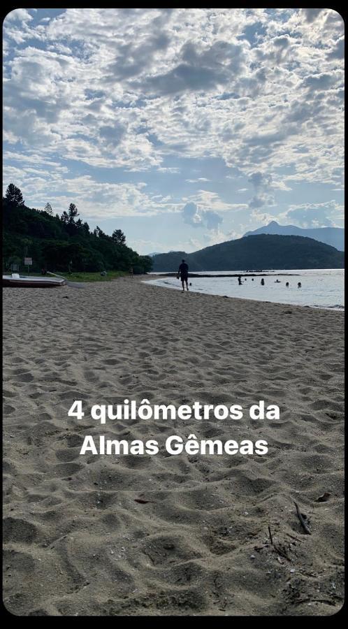 Almas Gêmeas suíte com cozinha praia da Ribeira Angra dos Reis Exterior foto